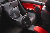 Что нужно сделать, чтобы улучшить качество звучания музыки в автомобиле - купить сабвуфер