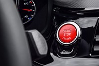 Назначение и преимущества кнопок Старт-Стоп для авто